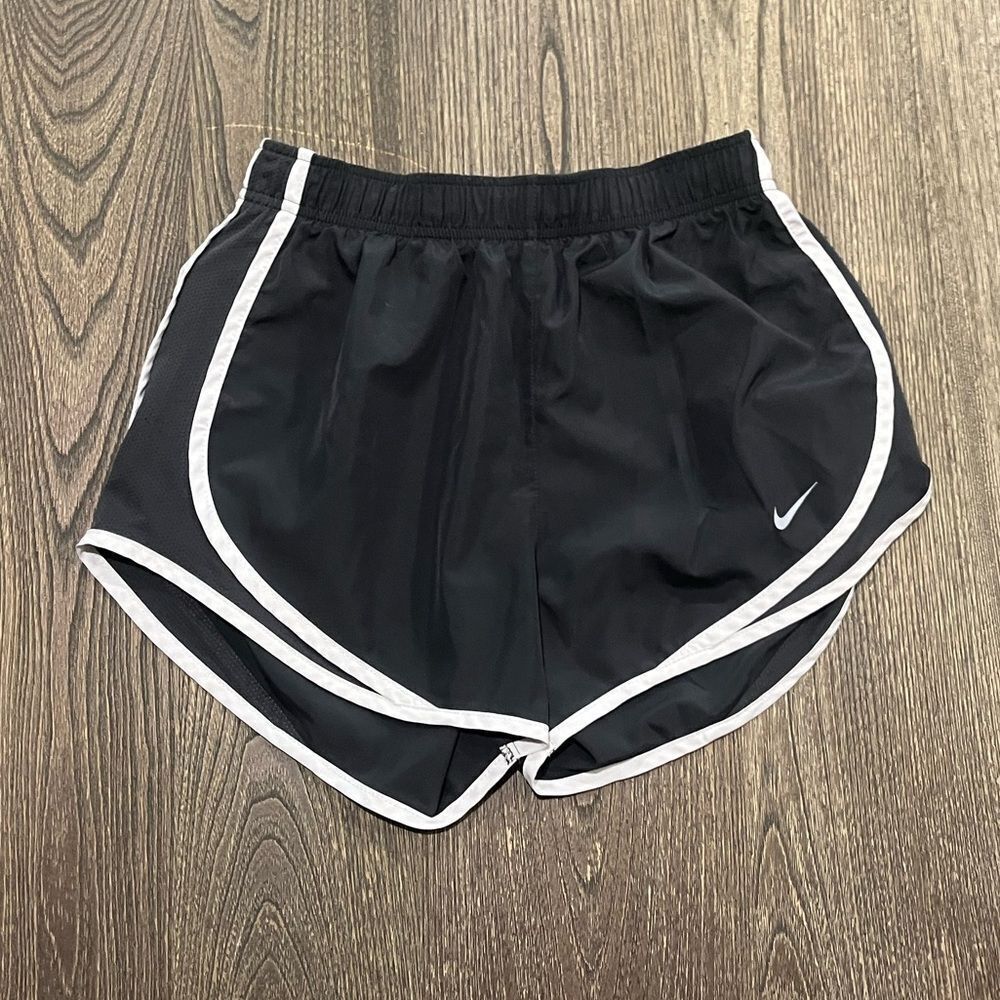 Nike Dri-Fit Running Shorts Elastic Waist Stretch Pull-On Swoosh Black Size S